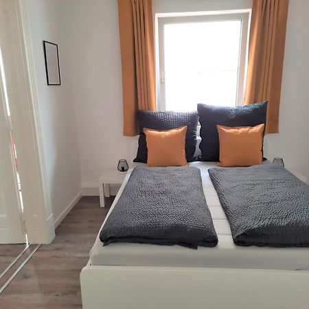Ferienwohnung Im Zentrum Mit Balkon Und Parkplatz Gmunden Exterior foto