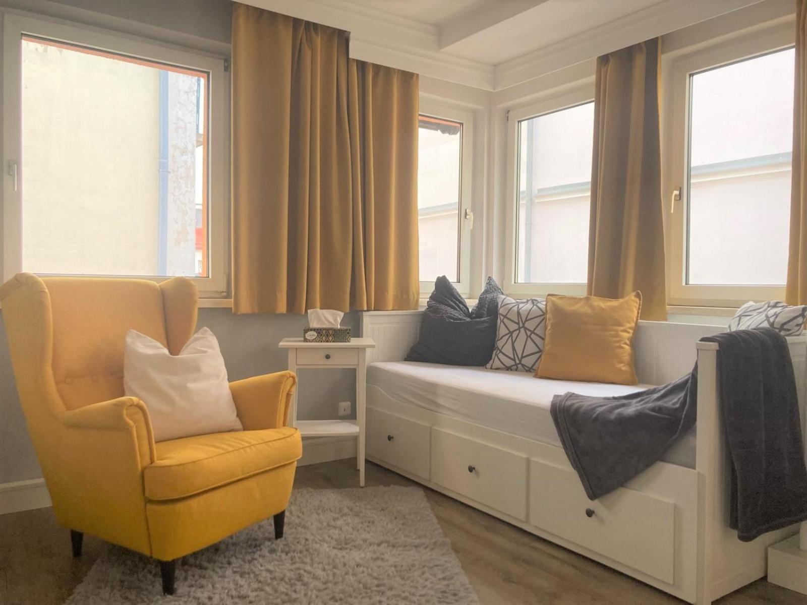Ferienwohnung Im Zentrum Mit Balkon Und Parkplatz Gmunden Exterior foto